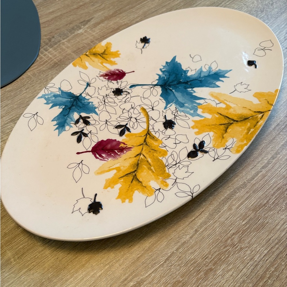 Starbucks serving  tray